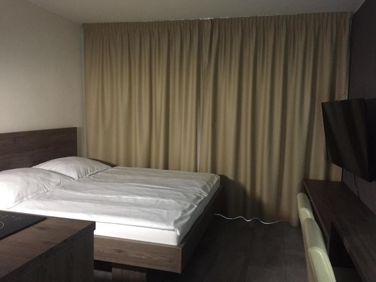 Rovna 7 Apartment Poprad Eksteriør bilde